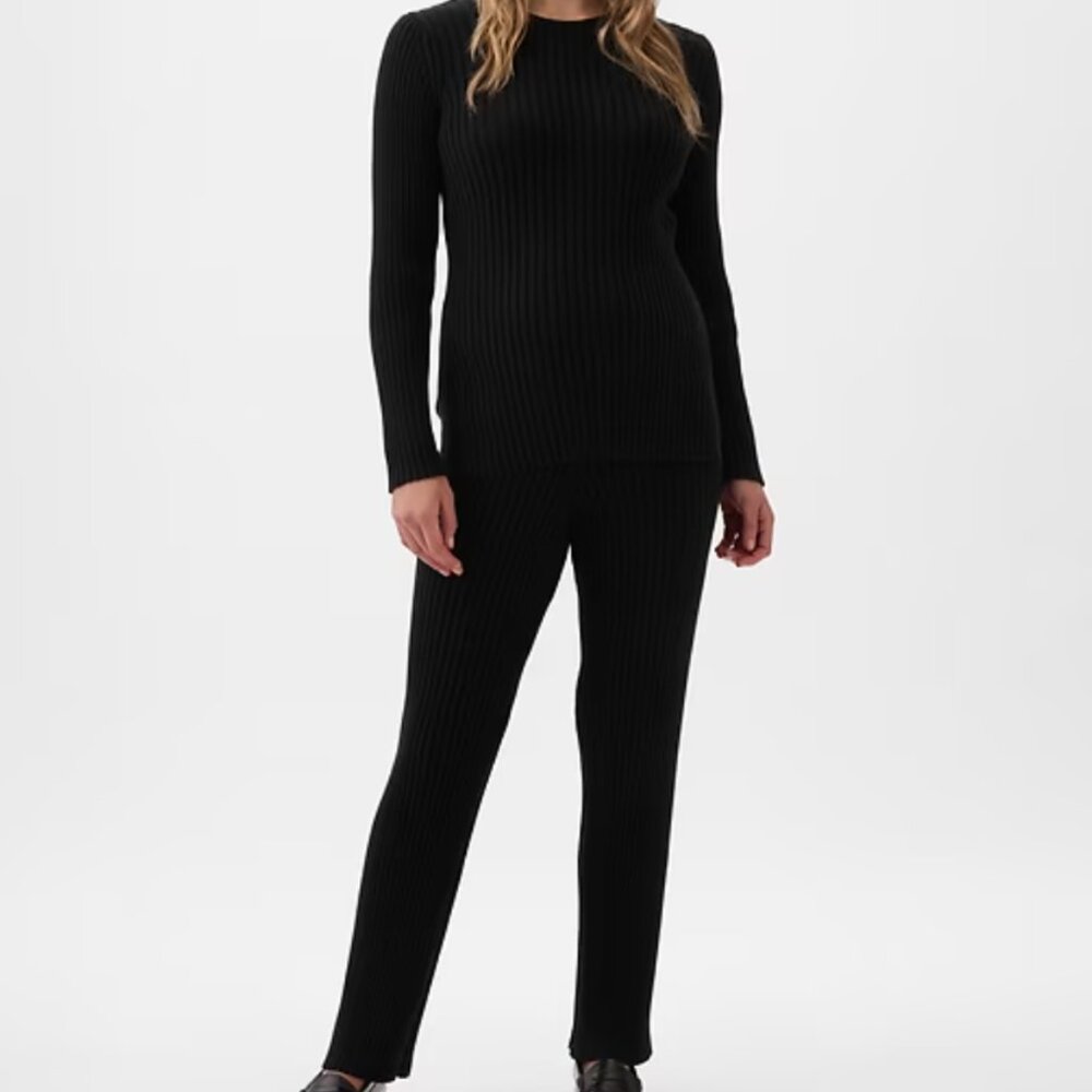 GAP Maternity Ribbed Sweater + Pants (set)